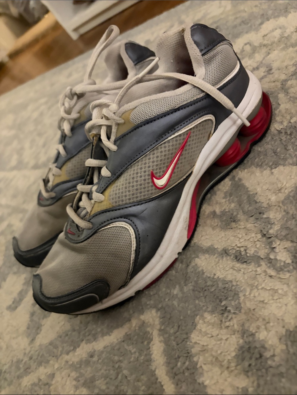 Nike Men’s Gray and Red Cushioned Running Sneakers